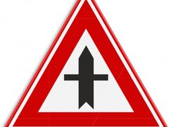 Semn de circulatie intersectie cu drum fara prioritate